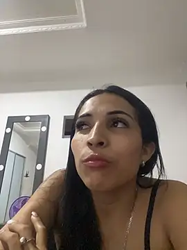 Chatroom XXX en direct de Rosa_25x