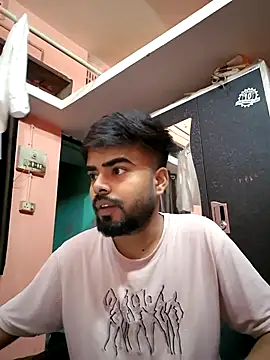 soniriyaa010101 Show Webcam