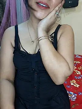 SaumyyのライブXXXチャット