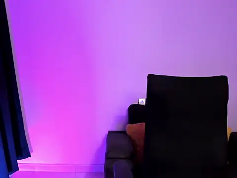 ginebrapurpleのライブXXXチャット