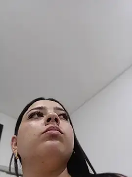 Naomi_Fields' Live XXX Chat