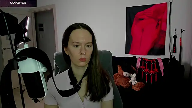 Goddess_of_Fertility – Naživo XXX chat