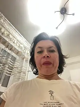 Kiramagic: απευθείας συνομιλία ΧΧΧ