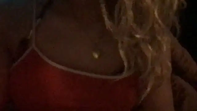 BlondSeduction Adlı Modelin Canlı XXX Sohbeti