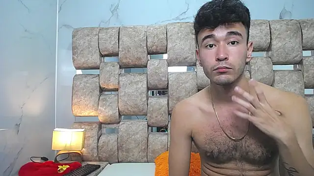 KathyAiden Adlı Modelin Canlı XXX Sohbeti