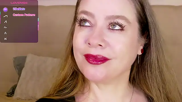 PetersEmily's Live XXX Chat