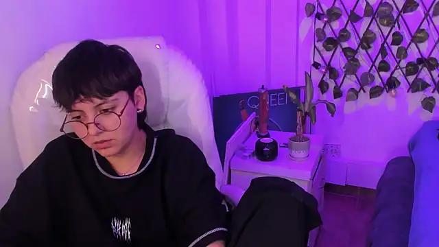 Nathaly_ds Adlı Modelin Canlı XXX Sohbeti