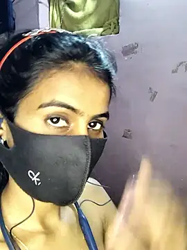 Thaper_Meera2's Webcam Show