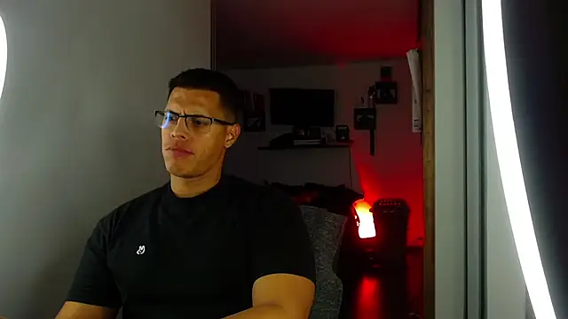 XXX chat uživo modela _John_Boy_