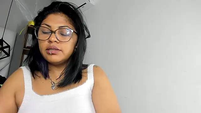 MirandaHaguen 라이브 XXX 채팅