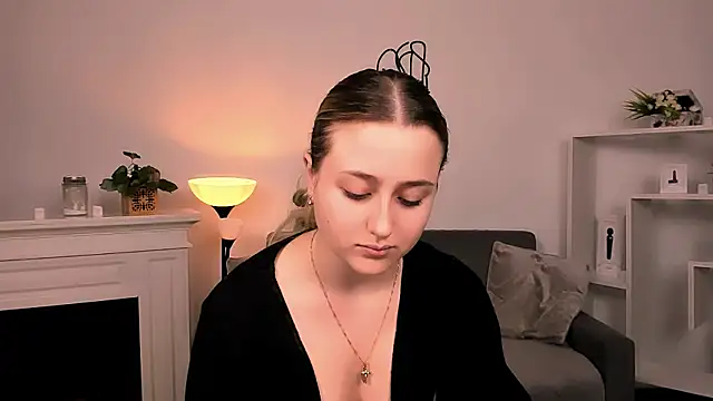 Lulu___Moon Chat XXX live