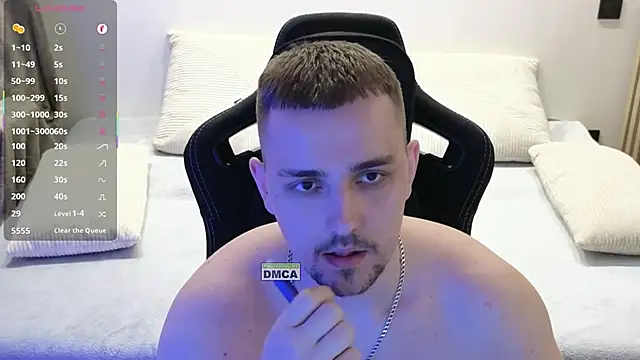 Larstar01 现场XXX聊天