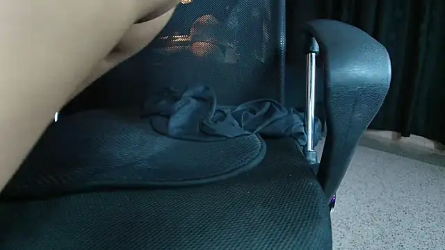 Chat XXX en directo de AlexHoe_