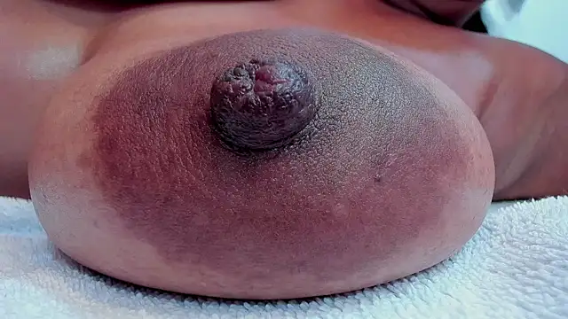 zara_lopez's Live XXX Chat