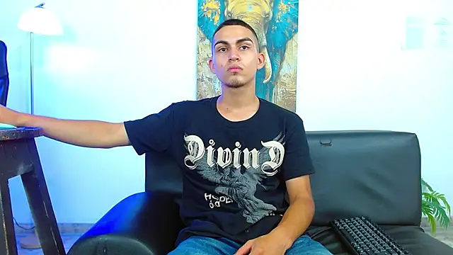 lucass_18 Live XXX-Chat