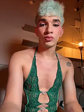 Cherry_zayden_'s Webcam Show