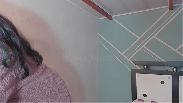 แชท XXX สดของ Lucy-Bluesea