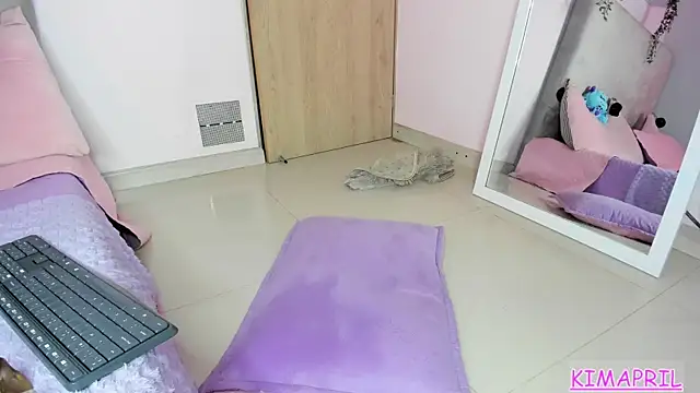 KIMAPRIL Adlı Modelin Canlı XXX Sohbeti