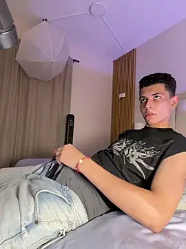 FireGuy_99 webkamerás műsora