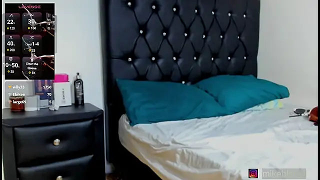 mikeblaree's Live XXX Chat