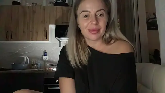 Lisorine: вебкам-шоу