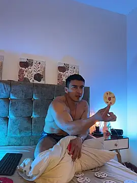 Chris_Clarckのウェブカメラショー