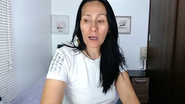 Maira_BのライブXXXチャット