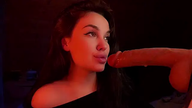 Crucio 라이브 XXX 채팅