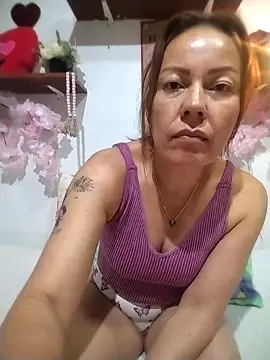 salomehill1: онлайн-секс-чат