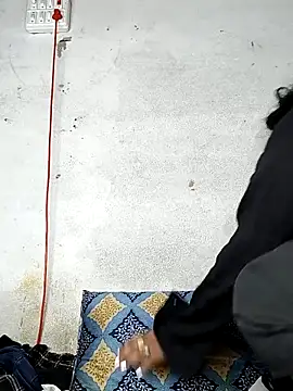 Delhi_Patola's Live XXX Chat