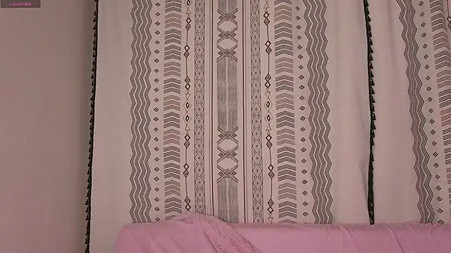 CarmaOlen 现场XXX聊天