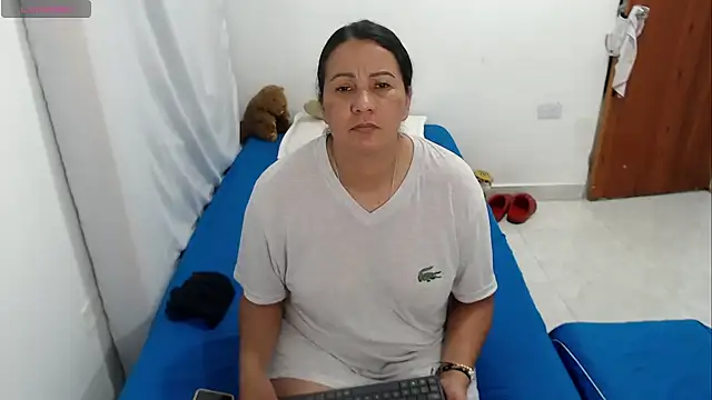 Chat XXX Live LAURA_Foxht