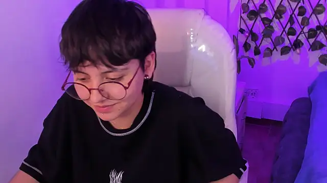 Nathaly_ds élő XXX-chatje