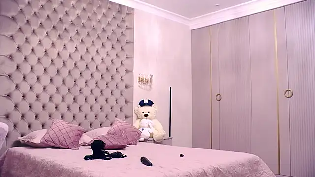 แชท XXX สดของ TianaPosh