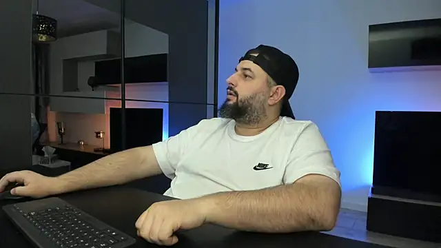 DravenPeak live XXX chat