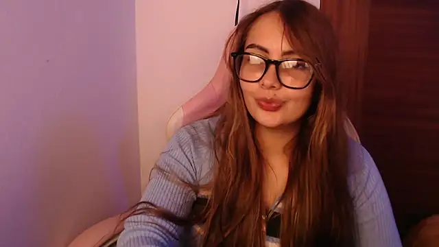 Онлайн чат XXX lalawhitte