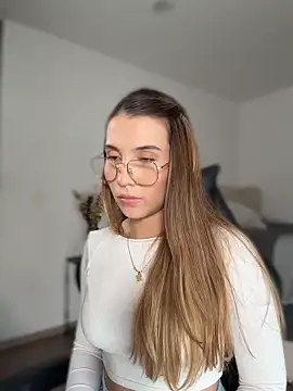 Онлайн чат XXX SophieRaily_