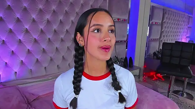 Chat +18 de Harii_02 ao vivo