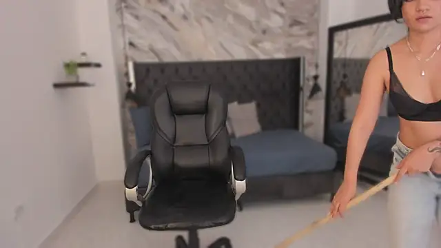 renee_shelby_ Live XXX-Chat