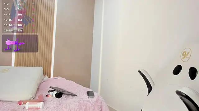 stephany_summer Adlı Modelin Web Kamerası Şovu