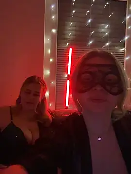 Cherrycolada – Naživo XXX chat