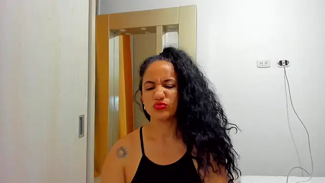 alaskmiller1 라이브 XXX 채팅