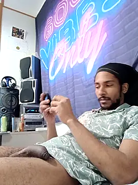 Mikaaa97: απευθείας συνομιλία ΧΧΧ