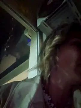 FeliciaKrigeのウェブカメラショー