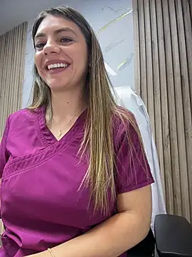 Webkamerová show alicee16