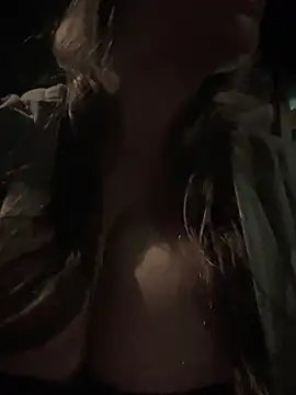 big_tits_in_your_face – webcam-show