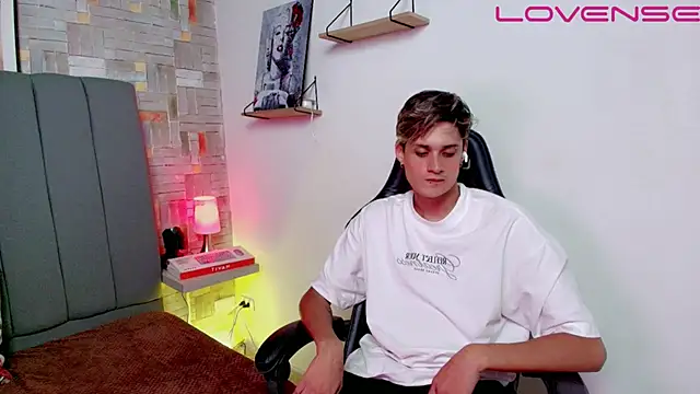 flaquito___ Webcam Show