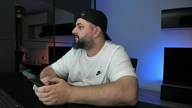 دردشة DravenPeak الجنسية المباشرة