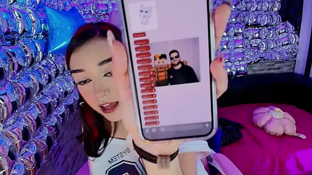 lala_cherry: απευθείας συνομιλία ΧΧΧ