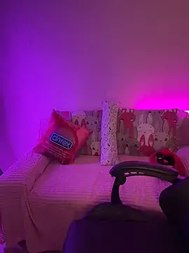 Your_insomniya's Live XXX Chat